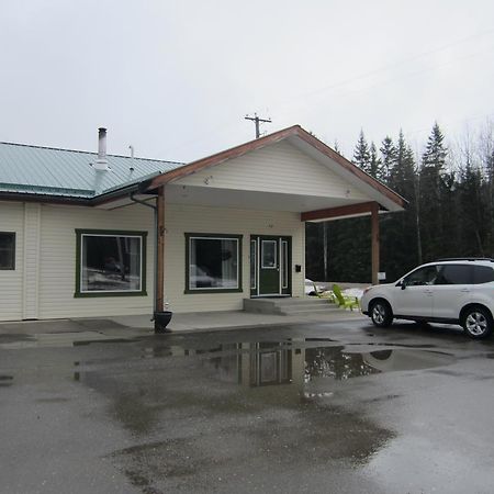 Bell Mountain Motel Mcbride Exteriér fotografie
