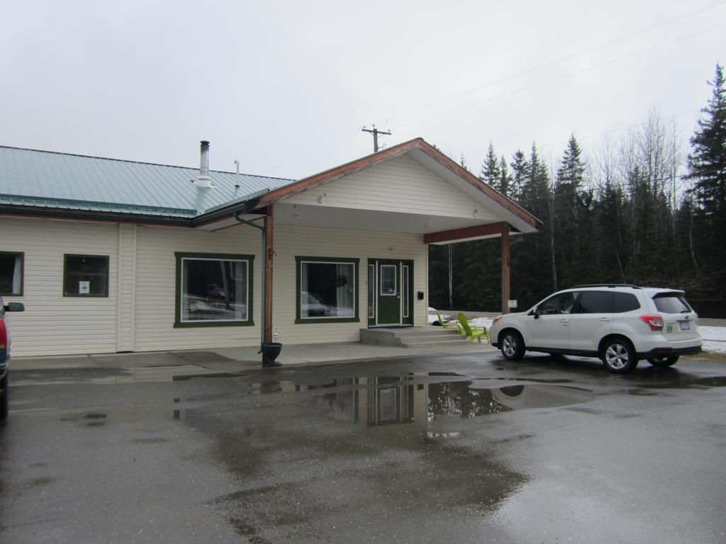 Bell Mountain Motel Mcbride Exteriér fotografie